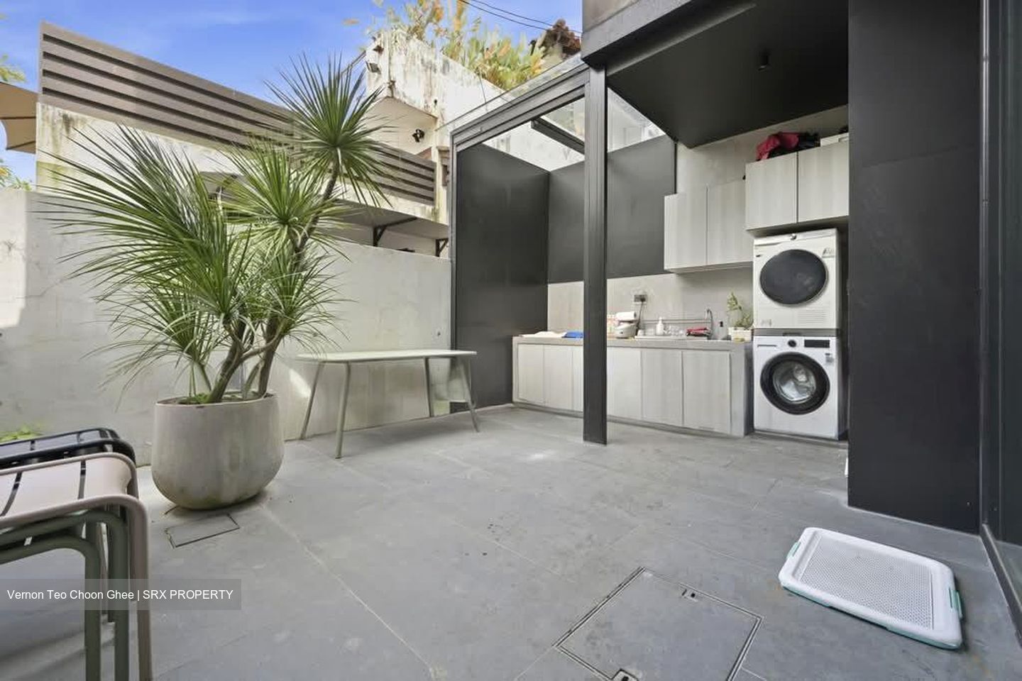 Windsor Park (D20), Terrace #592005011
